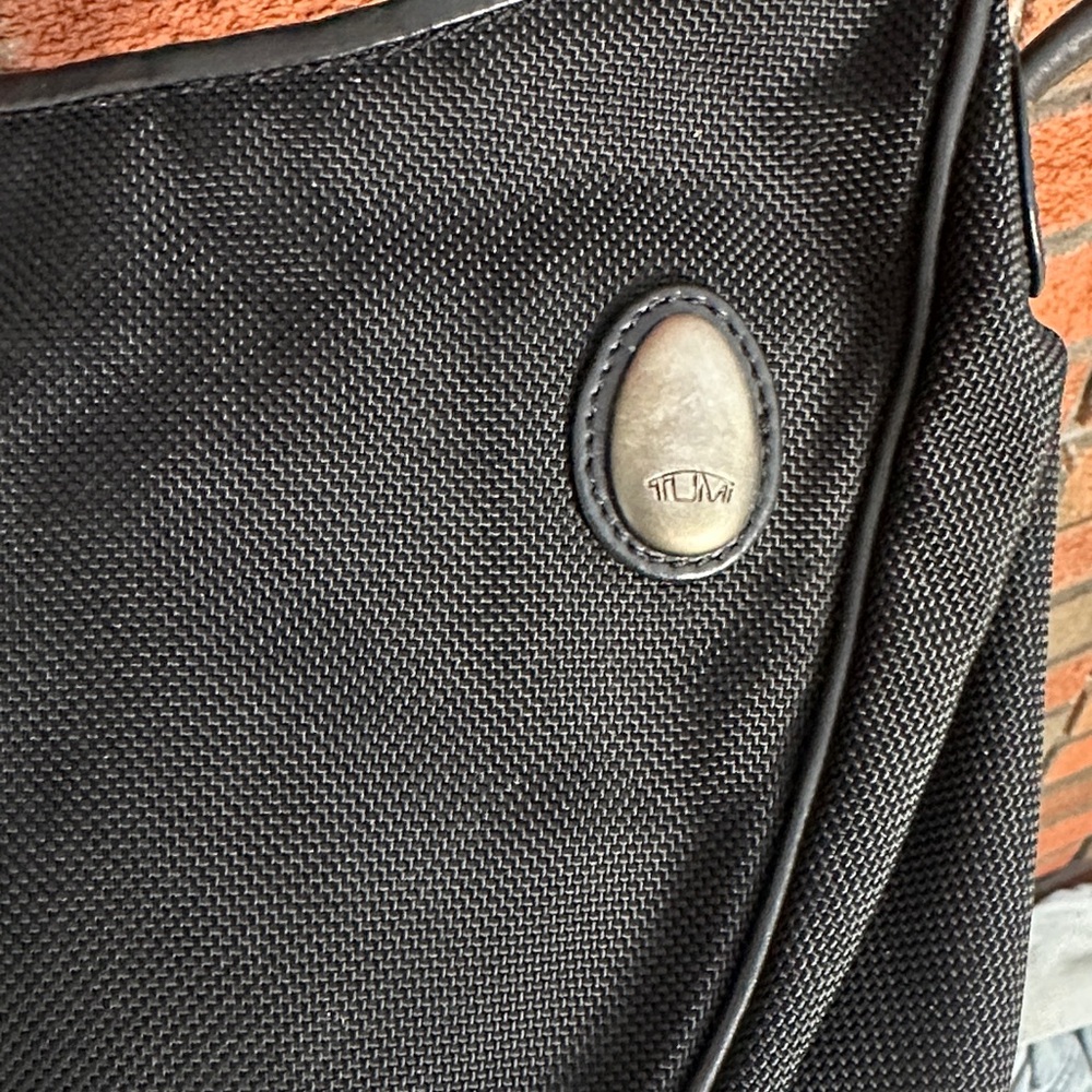 Tumi Black Bag - Picture 2 of 8